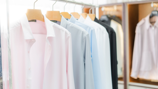 制服公司CecilaYau