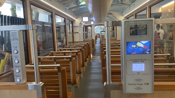 山頂纜車新車座位