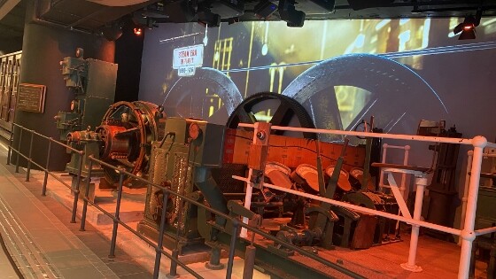 山頂纜車站 特色