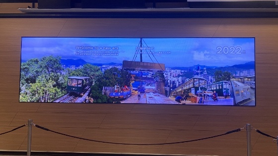 山頂纜車站新設屏幕